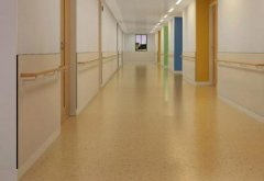 PVC地板、塑膠地板、石塑地板三者的關系是什么